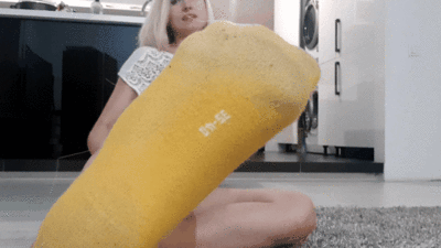 10839 - Dirty Yellow Socks
