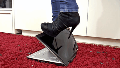 1247 - Laptop completely crushed by high heels
