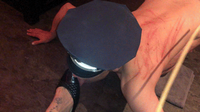 14253 - Live session with foot servant