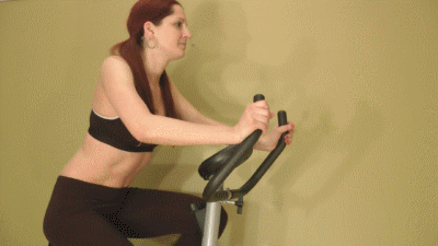 17247 - Courtney's Sweaty Workout Feet - (Full HD 1080p Version)