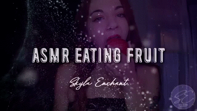 20742 - ASMR Eating Fruit