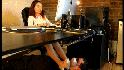24135 - Tamara's Office Footrest - (Full HD 1080p Version)