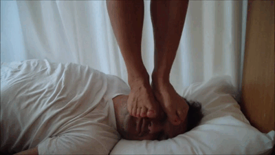32985 - FACE TRAMPLING