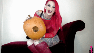 4438 - Halloween Sex with Sissy Pumpkin