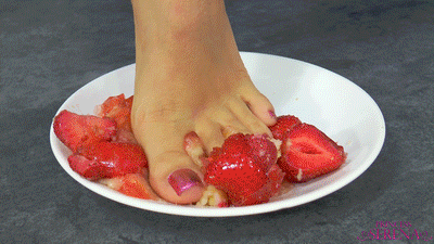 4888 - Eat the cake off my feet!