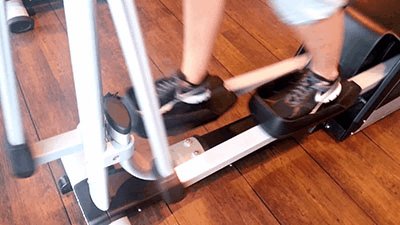 679 - Surprising my slave with super sweaty feet after gym