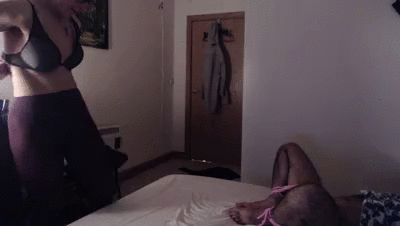 8184 - Chastity Slave teased with doxi and feet in nylons